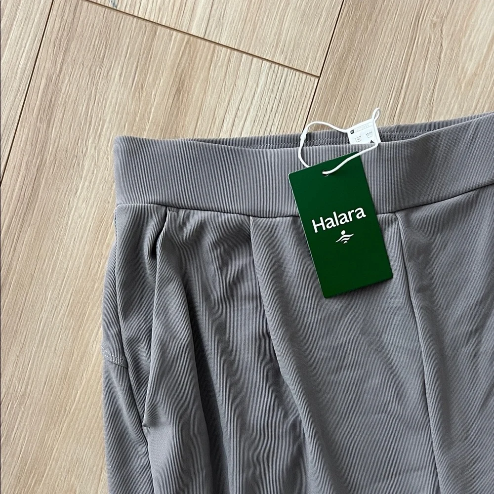 NEW HALARA Gray Wide-Leg Pants - Picture 2 of 3